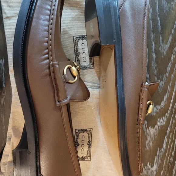 **SOLD**Gucci loafers Mandala Brown sugar  Gucci Sz10 Read Details**** - Picture 8 of 16